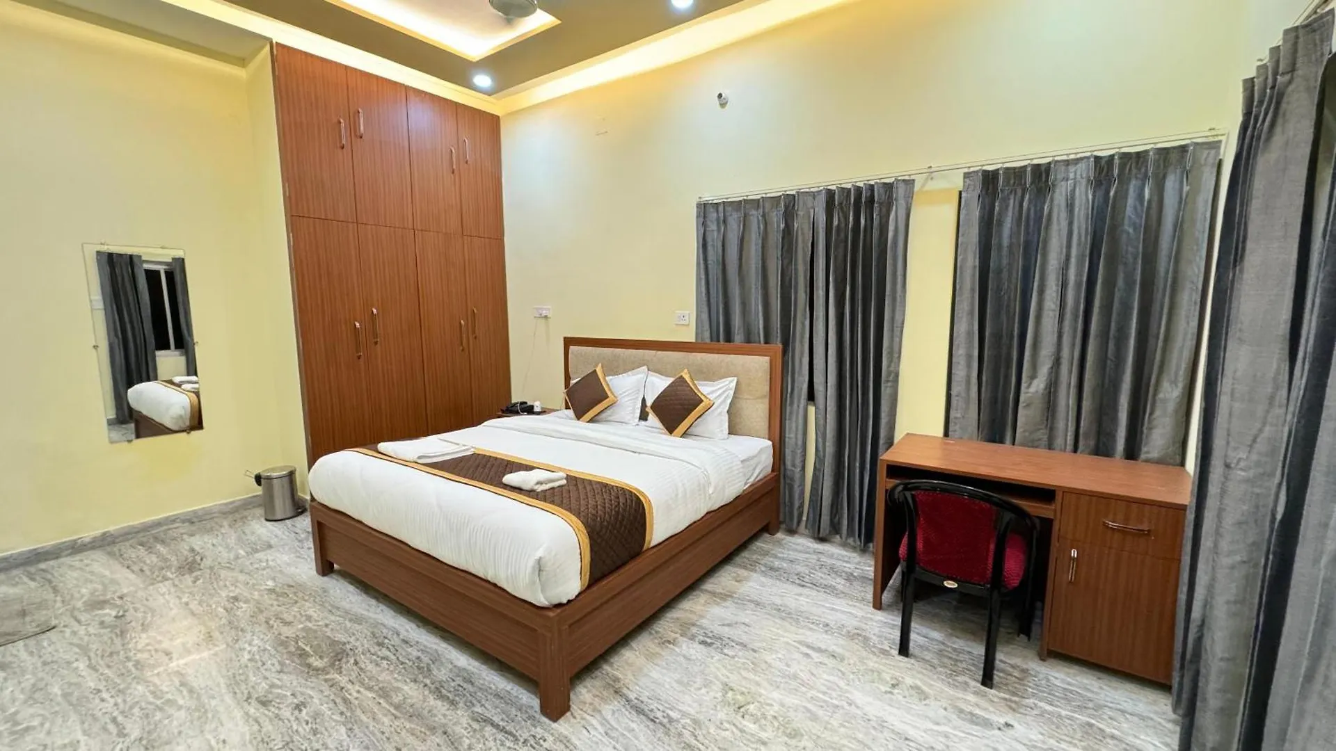 Kashyaam Inn. The Best Place For Your Stay Varanasi