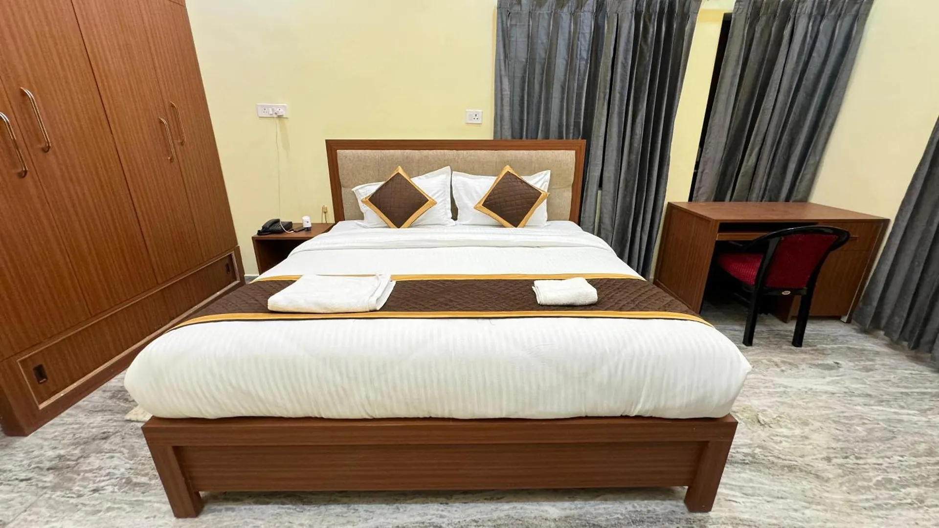 Hotel Kashyaam Inn. The Best Place For Your Stay Varanasi