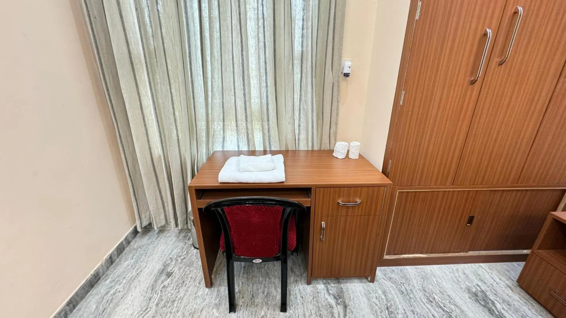 Hotel Kashyaam Inn. The Best Place For Your Stay Varanasi India